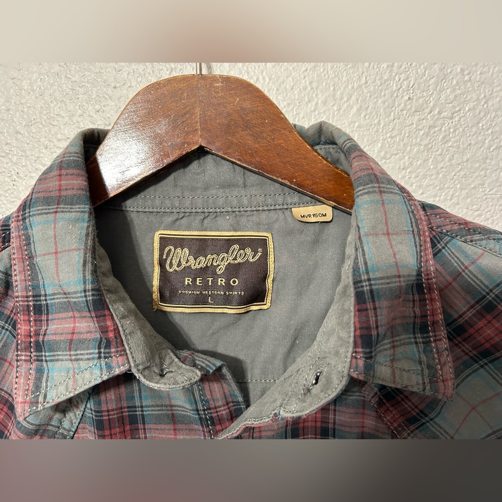 Wrangler Retro Plaid Snap Shirt Men’s Large - Picture 7 of 8